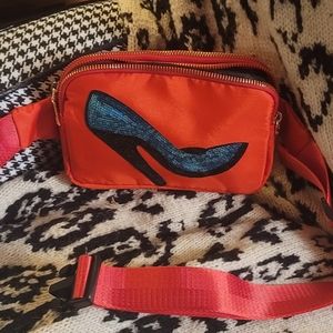 Uniquely Yours waist handbag